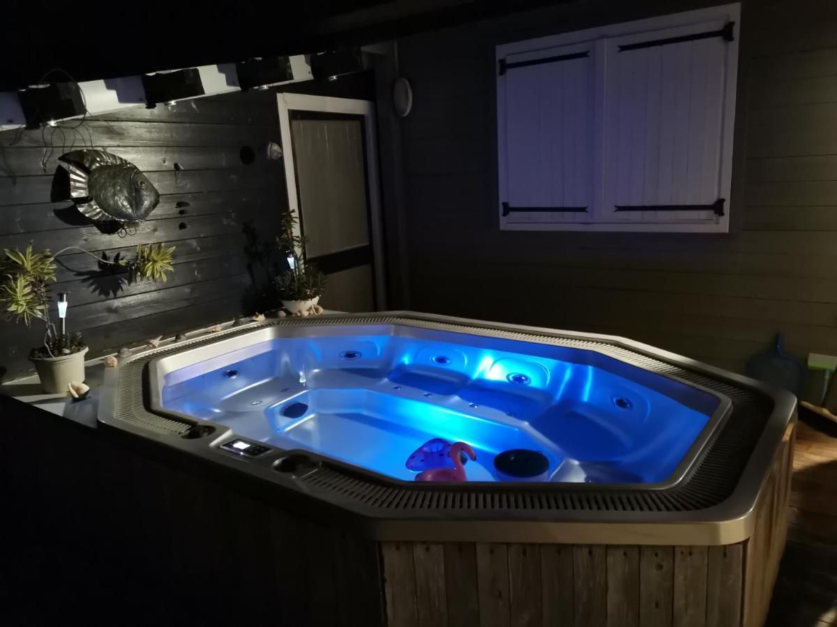 Bungalow La Perle - Jacuzzi - Piscine Saint-Francois  Dış mekan fotoğraf